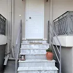 Kamari Apartmán