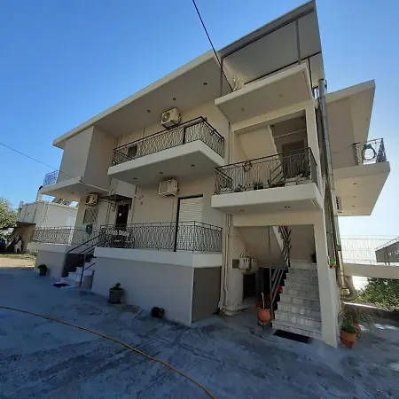 Kamari * Verga Kalamata