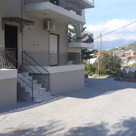 Апартаменты Kamari