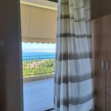 Kamari * Βέργα Καλαμάτας