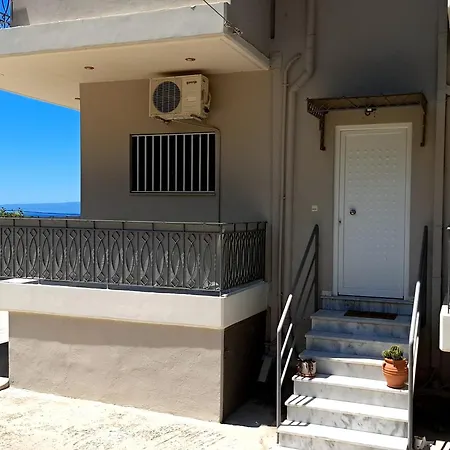 Kamari Apartamento