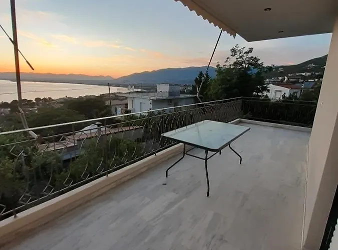 Апартаменты Kamari