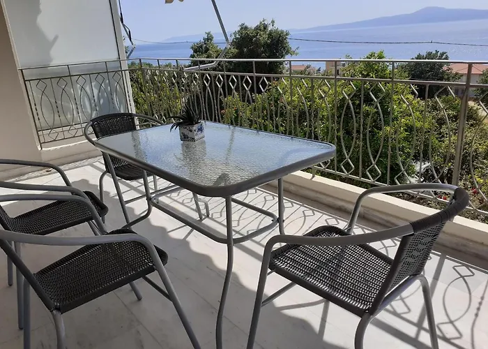 Kamari Апартаменты *