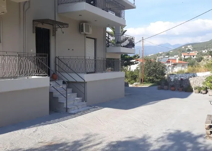 Апартаменты Kamari